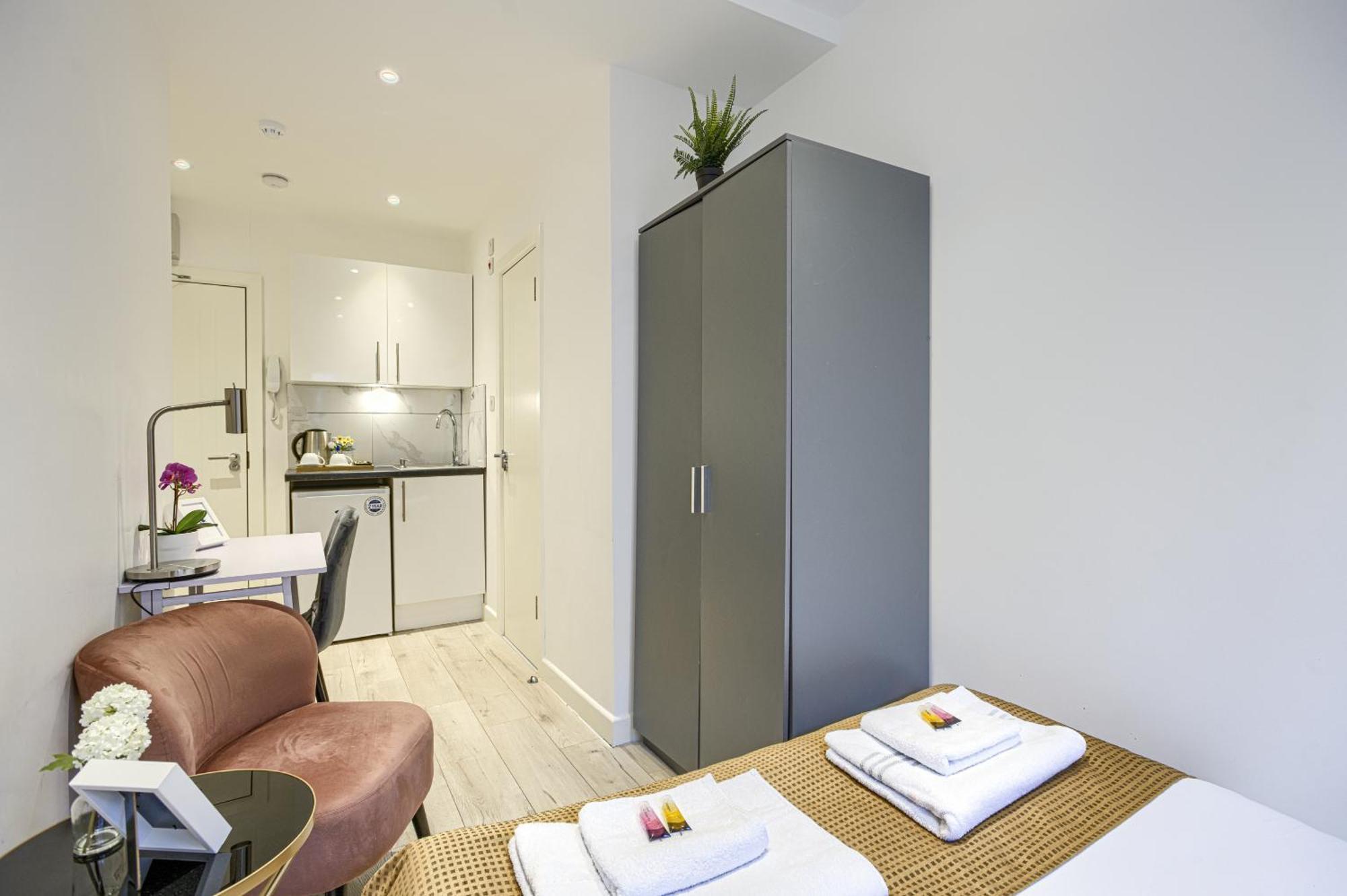 The Finsbury Deluxe Apartments ลอนดอน ภายนอก รูปภาพ
