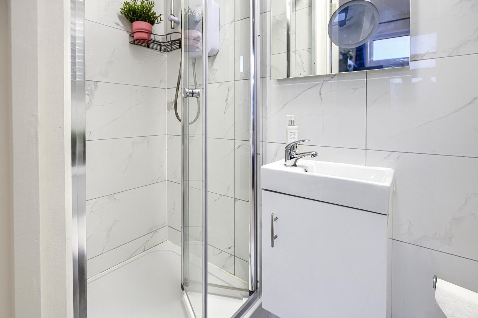 The Finsbury Deluxe Apartments ลอนดอน ห้อง รูปภาพ